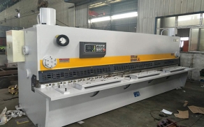 蚌埠QC11K-8x4000数控液压闸式剪板机